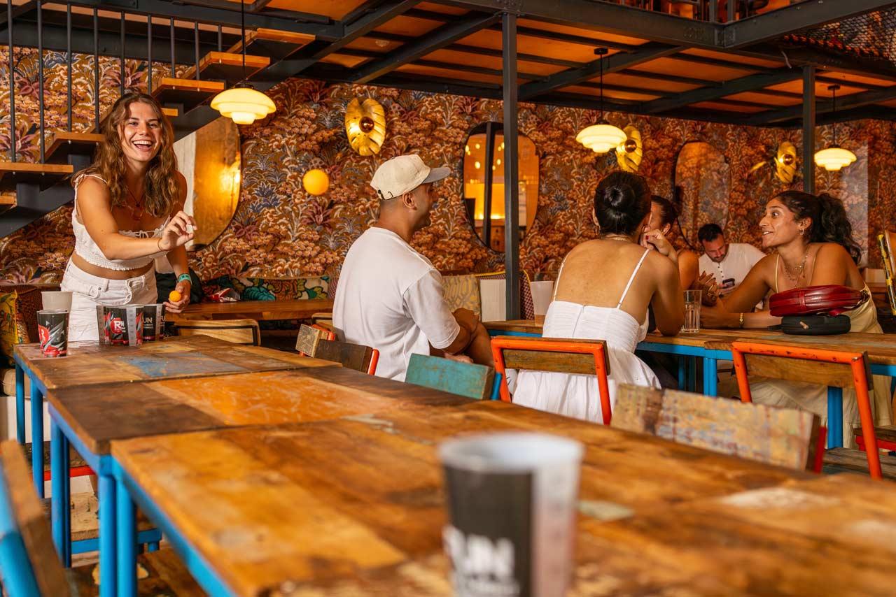 Villa Saint Exupery Beach Hostel Ница Екстериор снимка Restaurant in Tulum